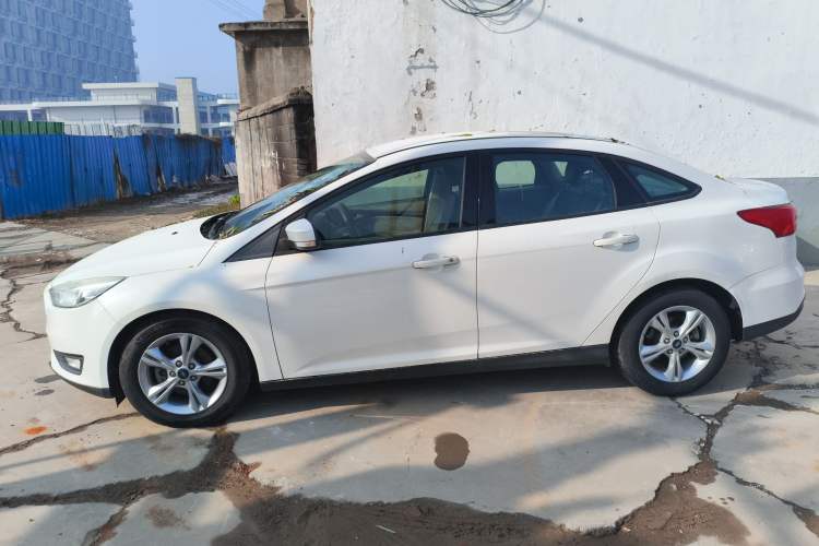 Used Ford Focus 2017 Sedan 1.6L Automatic Comfort Plus SmartDrive Edition