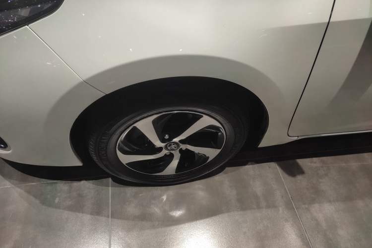 Used Toyota Levin 2017 Revised Version 185T CVT New Sharp Edition China V Standard