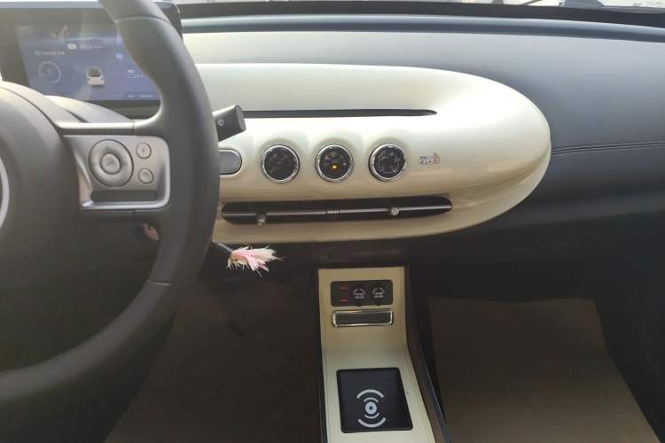 Used Wuling Bingo 2024 203km Light Edition
