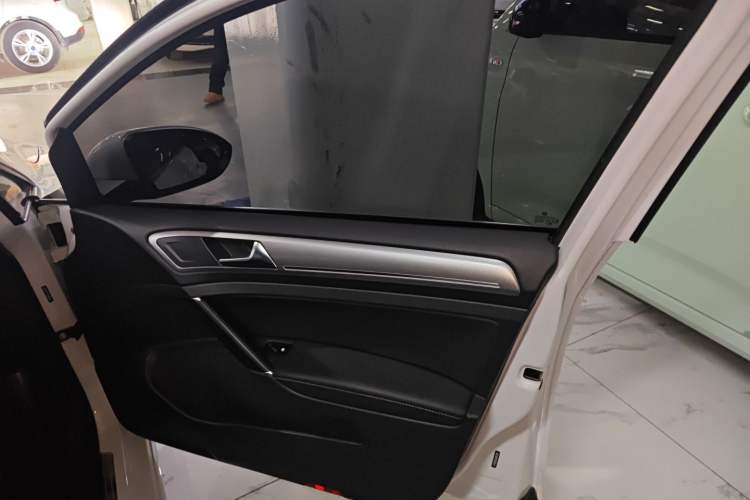 Used Volkswagen Golf 2018 230TSI Automatic Comfort Model
