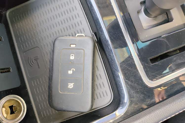 Used BYD Song New Energy 2019 Song DM 1.5TID Smart Connect Premium Model
