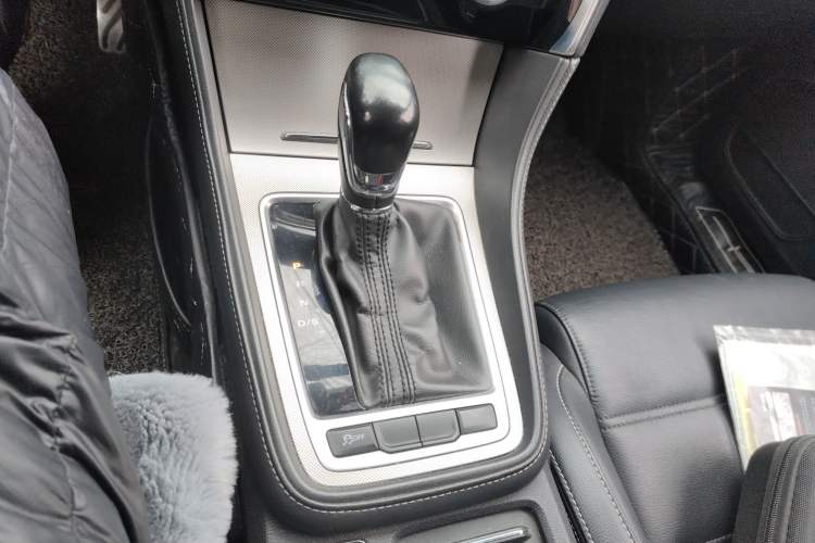 Used MG 6 2017 20T Automatic Luxury Smart Connect Version China V Standard