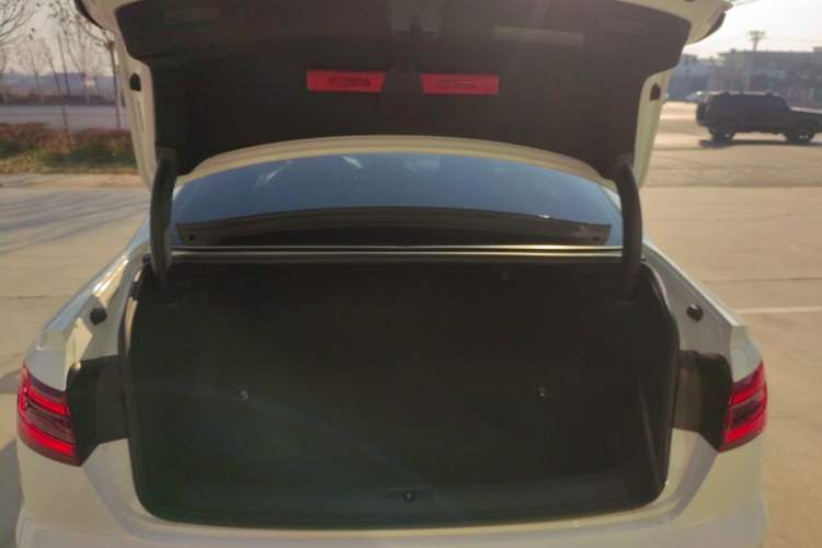 Used Audi A4L 2019 40 TFSI Fashion Version China V