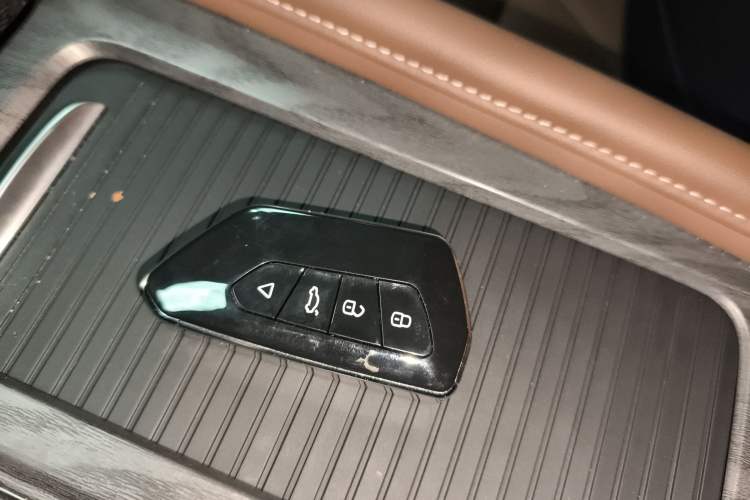 Used Chery Arrizo 8 2023 High-Performance Edition 2.0T DCT Powerfully Equipped