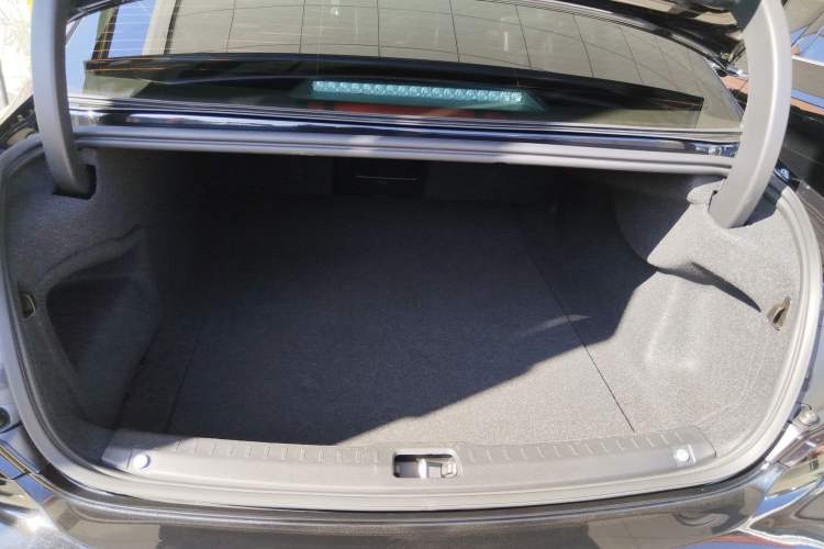 Used Volvo S90 2022 B5 Zhiyi Luxury Edition
