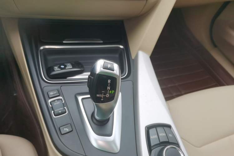 Used BMW 3 Series 2015 320Li Luxury Edition Fashion Model