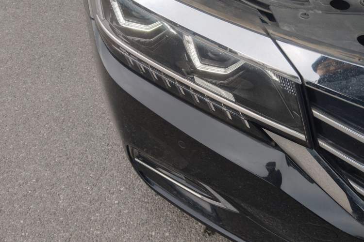 Used Volkswagen Passat 2019 330TSI Luxury Edition China VI Standard
