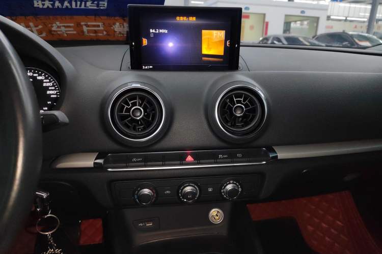 Used Audi A3 2020 Restyled Limousine 35 TFSI Ambition Version China VI
