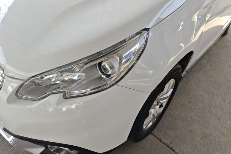 Used Peugeot 2008 2015 1.6L Automatic Playcool Edition