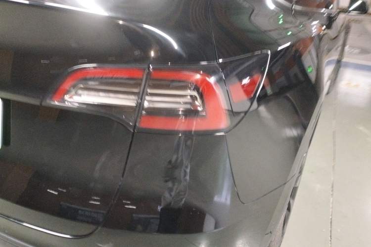 Used Tesla Model Y 2021 Standard Range Rear-Wheel Drive Version
