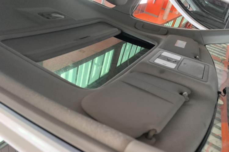 Used Nissan Tiida 2011 1.6L CVT Smart Version
