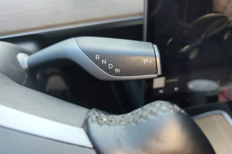 Used Tesla Model Y 2021 Long-Range All-Wheel-Drive Version