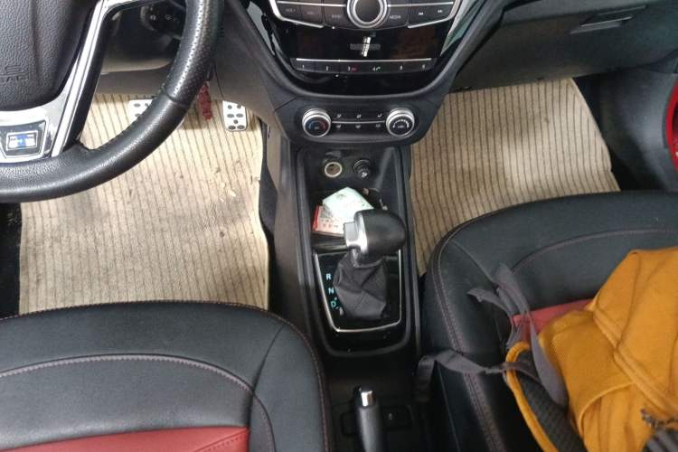 Used Haval H1 2016 Revised Version Blue Badge 1.5L AMT Comfort Edition
