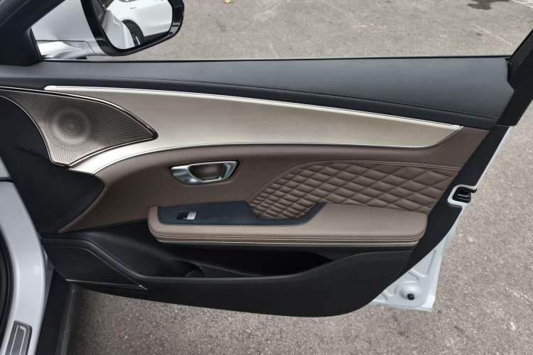 Used BYD Han 2024 DM-i Glory Edition 121KM Prestige Model
