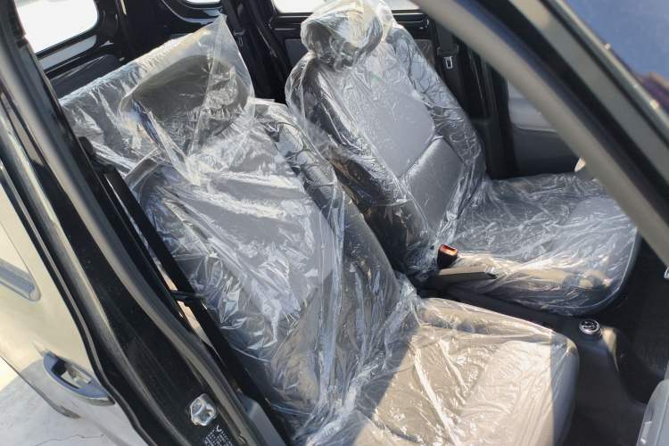 Used Wuling Zhiguang New Energy 2025 Model 305km Ambitious Edition