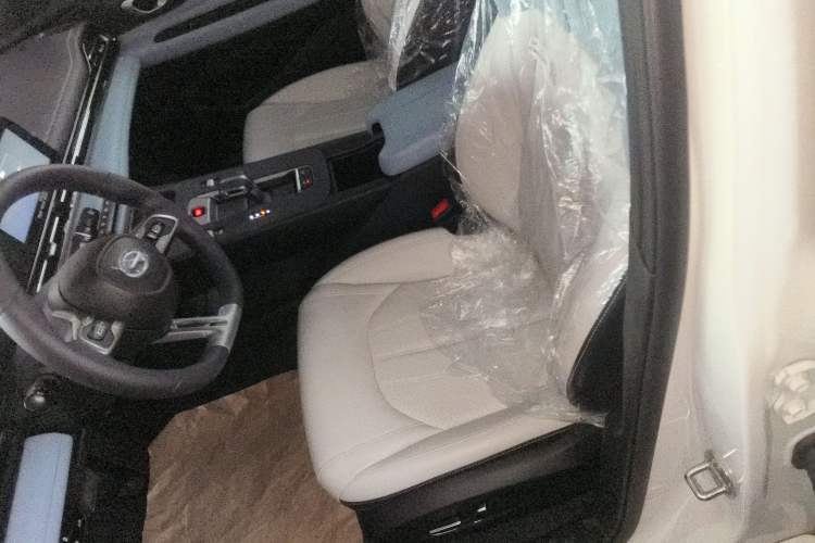 Used GAC Trumpchi EMPOW 2023 Shadow Leopard H High-Energy Hybrid Edition