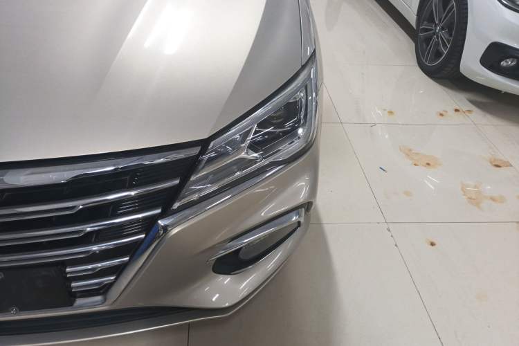 Used Roewe i5 2019 1.5L Manual 4G Connected Langyue Edition
