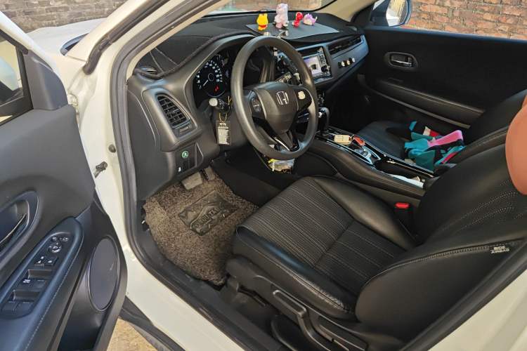 Used Honda Vezel 2017 1.8L CVT Front-Wheel Drive Pioneer Edition
