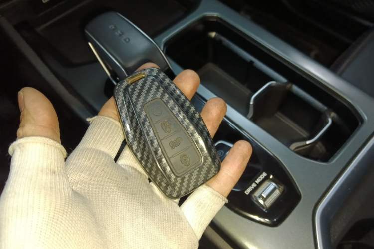 Used Geely Auto Haoyue L 2023 2.0T DCT Prestige Edition
