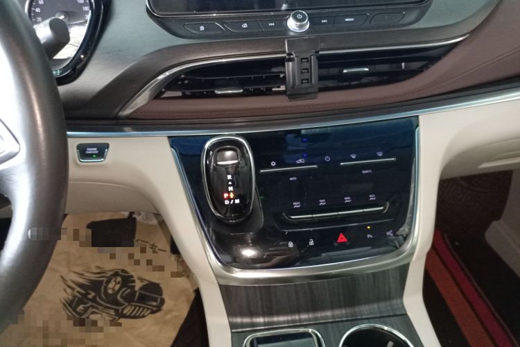 Used Buick GL8 2022 Land Executive Class 652T Prestige Model
