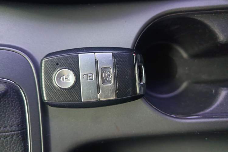 Used Kia K3 2015 1.6L Automatic GLS