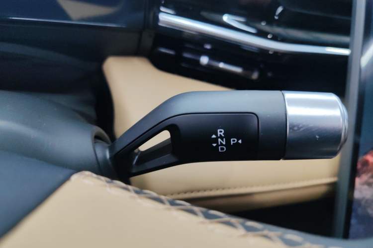 Used  L6 2024 125km PLUS Dragon Edition
