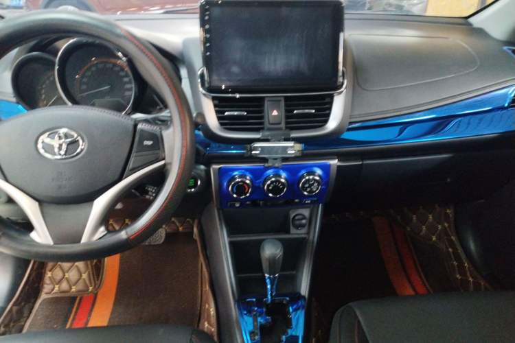 Used Toyota YARiS L 2022 X-Trail 1.5L CVT Luxury PLUS Edition
