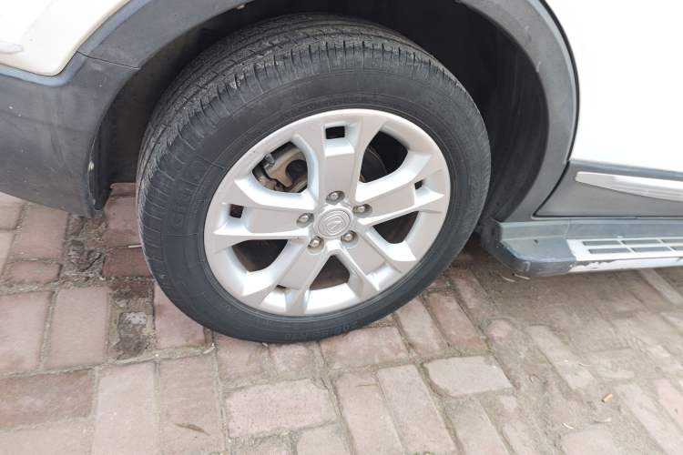 Used Changan CS15 2017 1.5L Automatic Luxury Model with Sunroof
