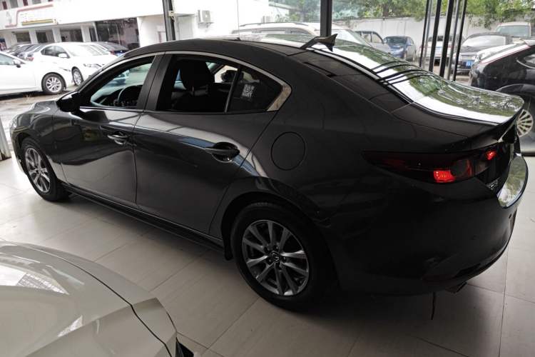 Used Mazda Mazda 3 Axela 2021 2.0L Automatic Zhiqing Edition
