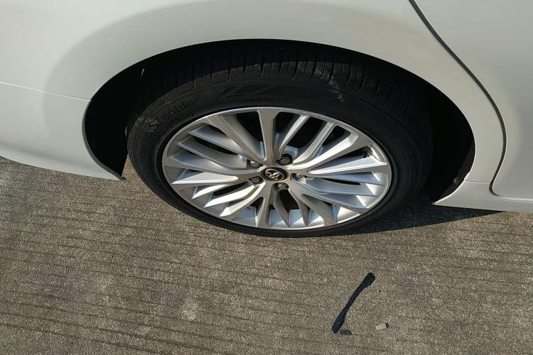 Used Toyota Camry 2019 2.5G Luxury Edition China VI Standard