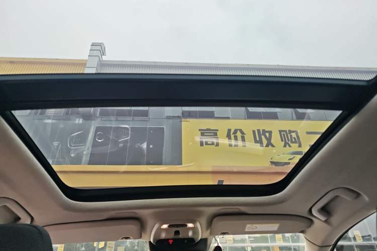 Used Volvo XC40 2022 T4 Four-Wheel Drive Smart & Stylish Edition
