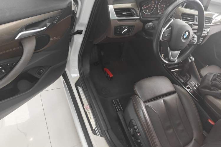 Used BMW X1 2018 xDrive20Li Luxury Edition
