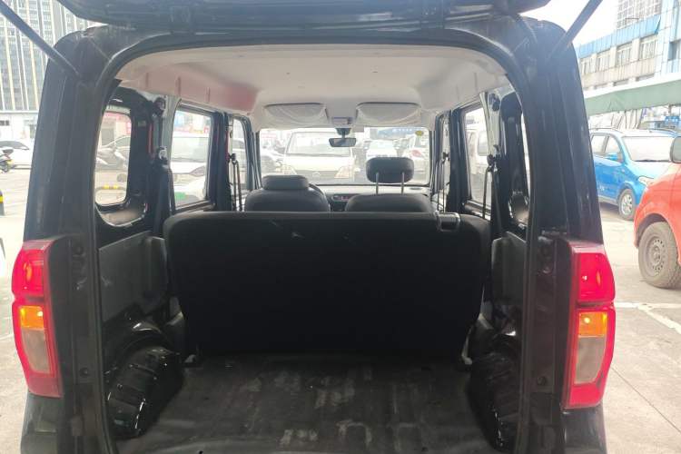 Used Wuling Zhiguang New Energy 2025 Comfort Model