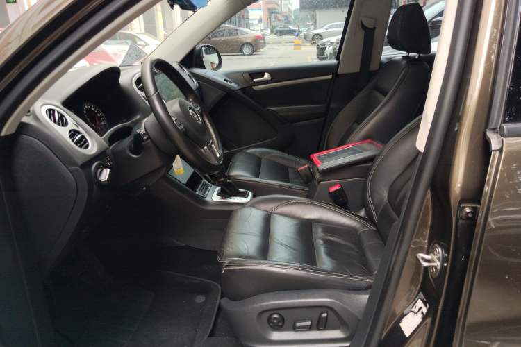 Used Volkswagen Tiguan 2017 300TSI Automatic Two-Wheel Drive Silk Road Comfort Edition
