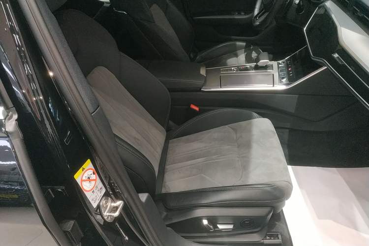 Used Audi A6L 2024 40 TFSI Luxury Dynamic Edition