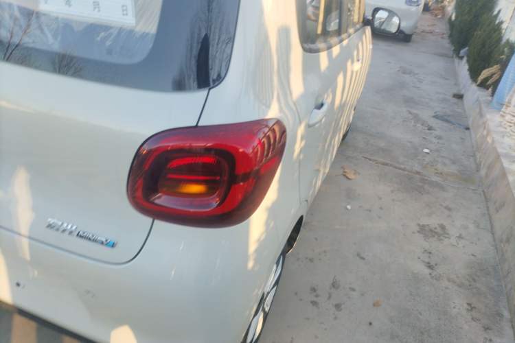 Used Wuling Hongguang MINIEV 2025 Four-Door Version Advanced Edition
