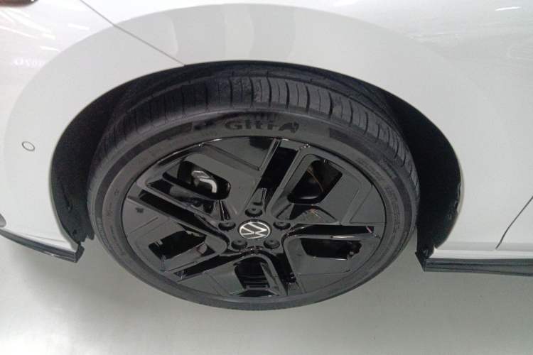 Used Volkswagen Golf 2025 300TSI R-Line