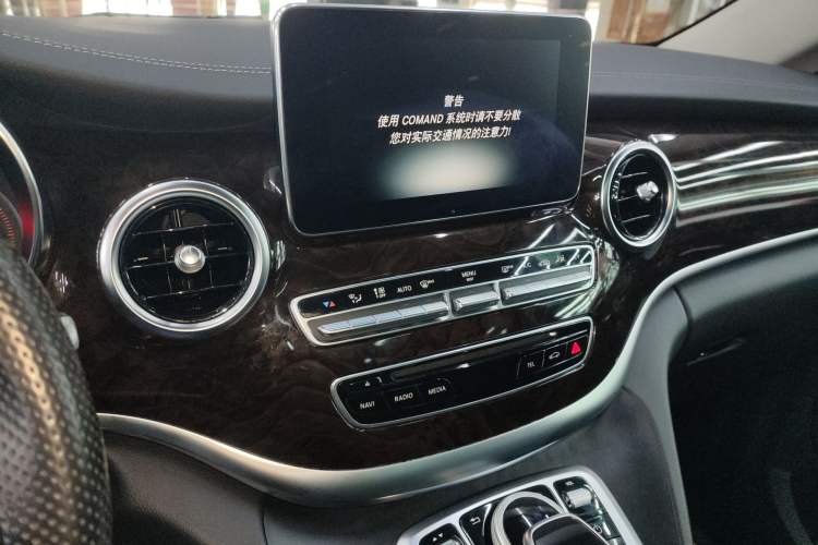 Used Mercedes-Benz V-Class 2017 V 260 L Prestige Extended Edition