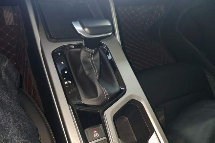 Used Geely Auto Emgrand 2025 4th Generation 1.5L CVT Longteng Edition
