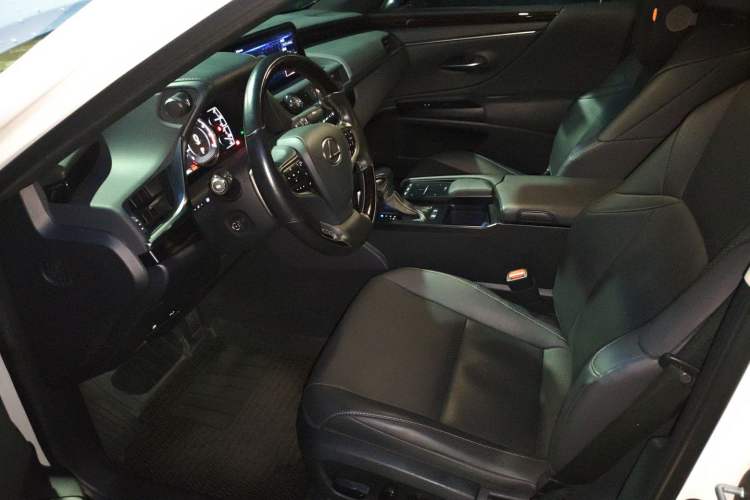 Used Lexus ES 2020 200 Luxury Edition