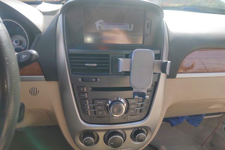 Used Buick Excelle 2013 1.5L Manual Luxury Model
