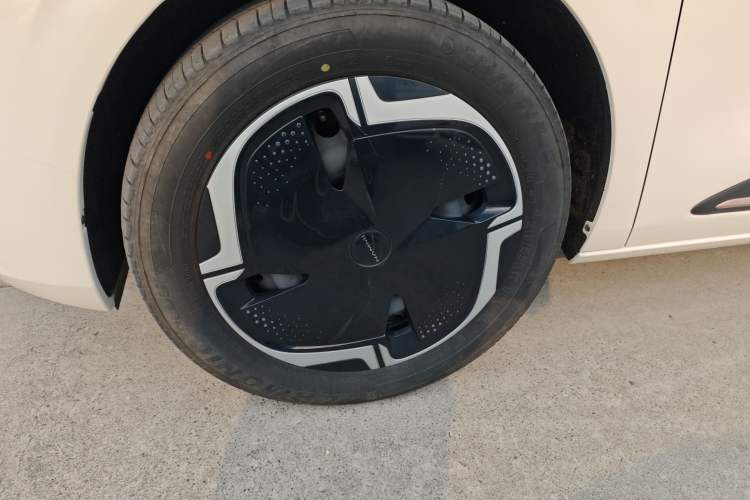 Used Dongfeng NAMMI 01 2024 New Edition 330 Plus Smart+