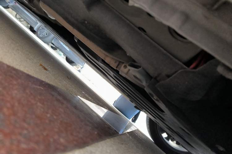 Used Jaguar XFL 2023 XFL 2.0T P250 Two-Wheel-Drive Prestige Luxury Gold Edition
