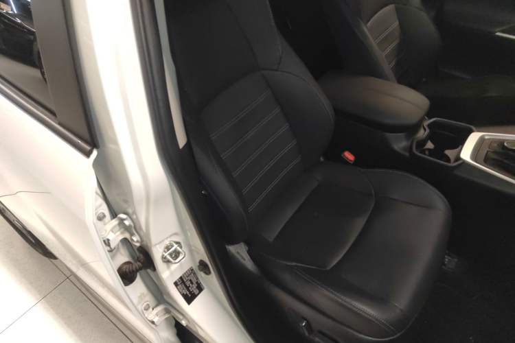 Used Toyota Wildlander 2023 Dual-Motor 2.5L E-CVT Four-Wheel Drive Prestige Edition