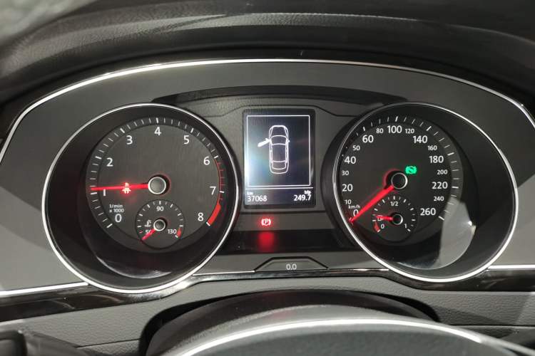 Used Volkswagen Magotan 2018 330TSI DSG Luxury Model