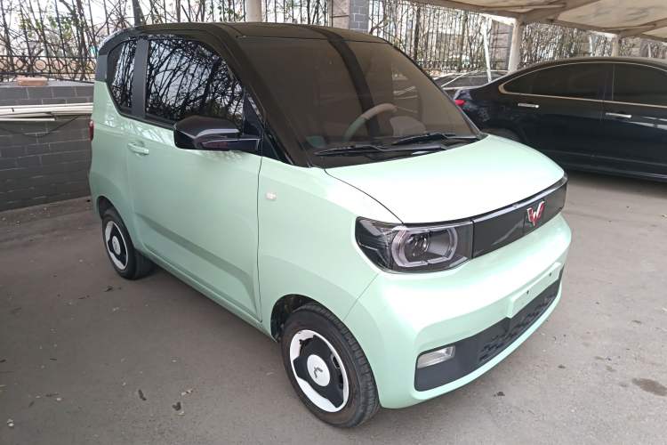 Used Wuling Hongguang MINIEV 2021 Macaron Fashion Model Lithium Iron Phosphate
