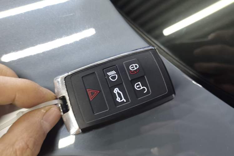 Used Land Rover Range Rover Evoque 2020 249 PS R-DYNAMIC S Sport Edition
