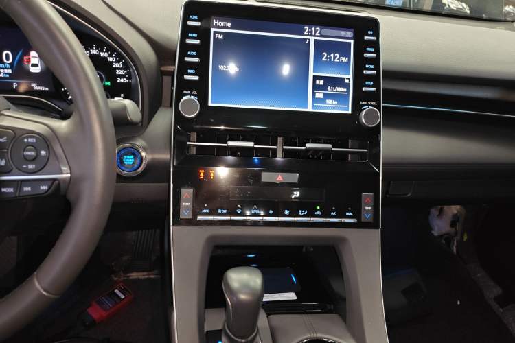 Used Toyota Avalon 2019 2.0L Luxury Edition China VI Standard
