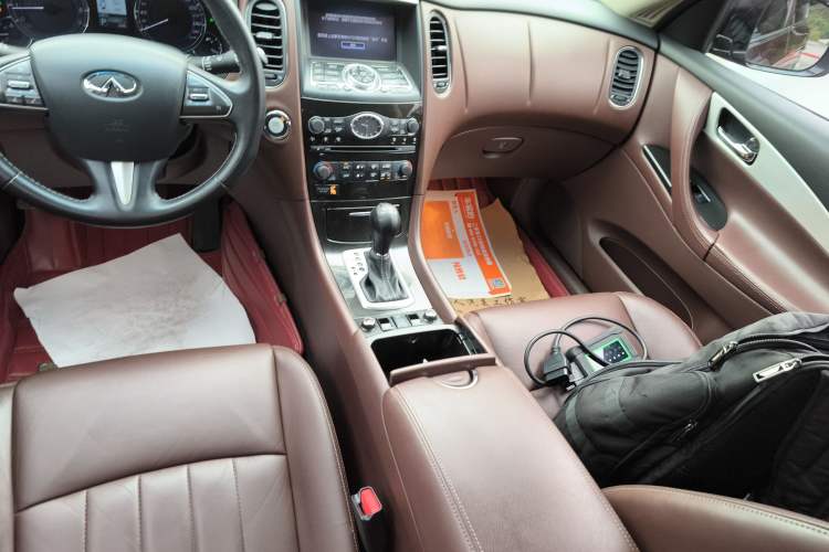 Used Infiniti QX50 2015 2.5L Enjoyment Edition
