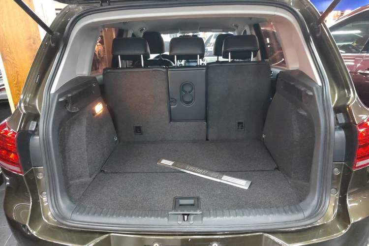 Used Volkswagen Tiguan 2016 300TSI Automatic Two-Wheel Drive Trend Edition
